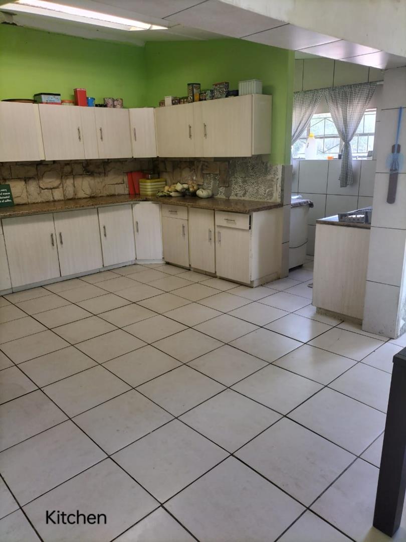 3 Bedroom Property for Sale in Weltevrede Free State